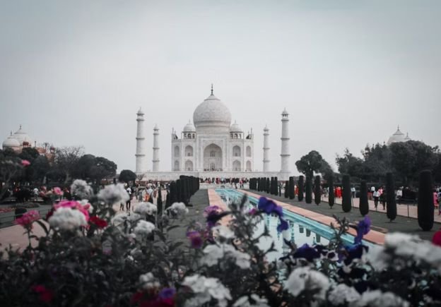 taj mahal sunrise tour
