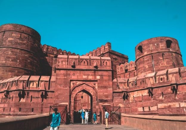 Agra fort tour
